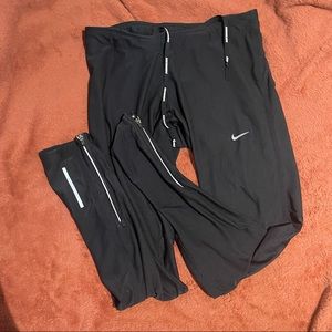 Nike Dri Fit medium Leggings with zipper and back pocket